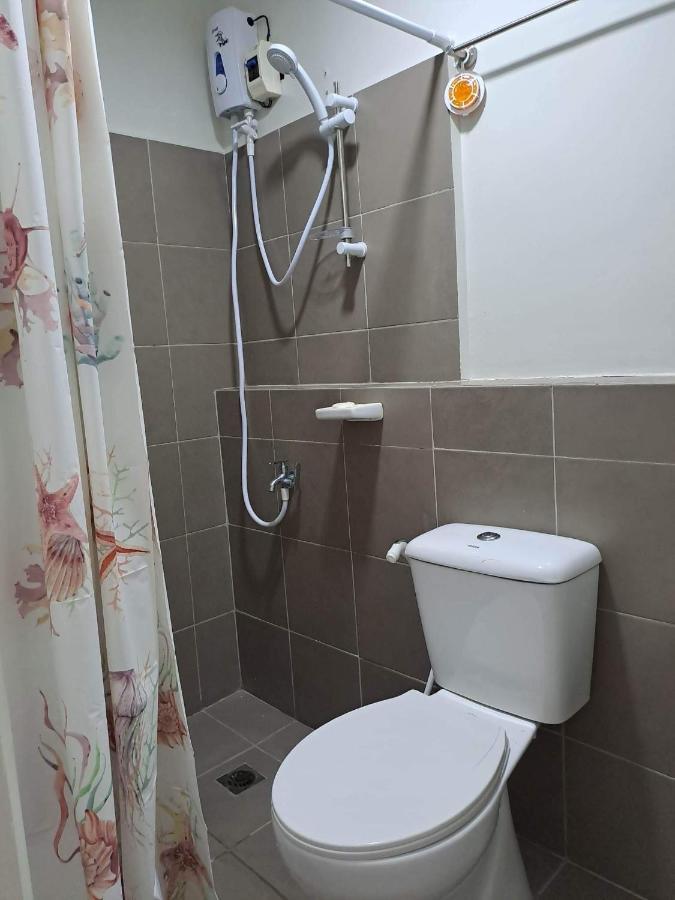 Aparthotel Camella Manor Majorca 7A Bacolod Esterno foto